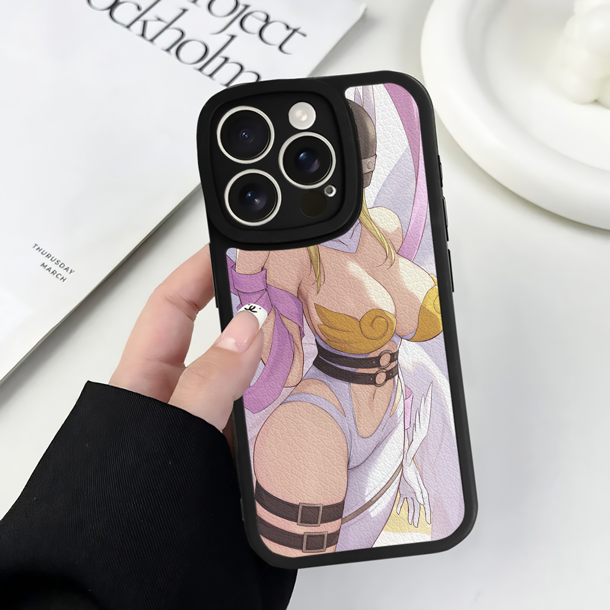 （画像用） Digimon デジタルモンスター/デジモン 【iPhone 16シリーズ対応】シリコンスマホケース（レザー調） 材質：シリコン